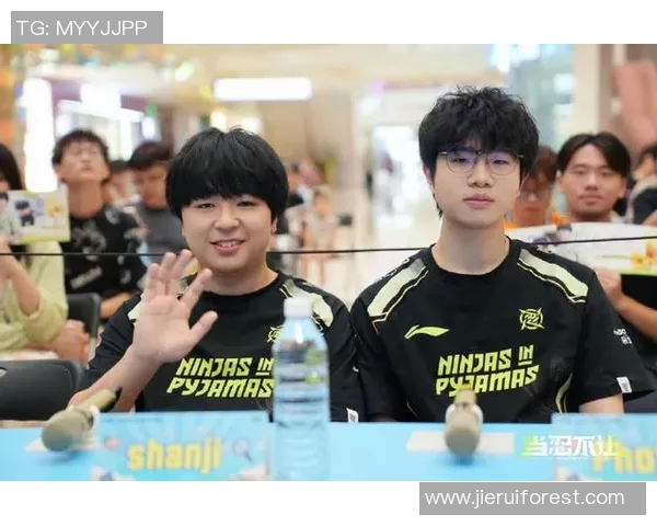 esports数据刘芳深度解析英雄联盟游戏技巧与心得分享助你提升实力